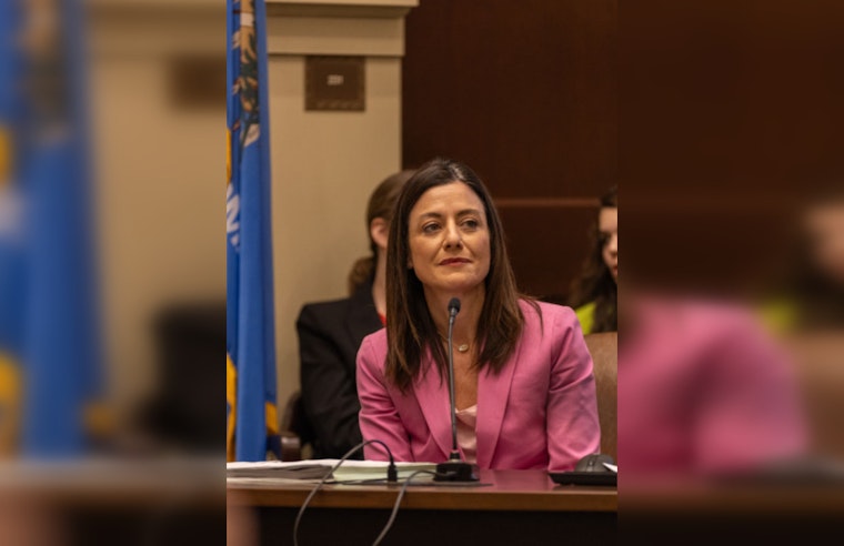 Oklahoma Senate Committee Approves Bill to Expand TANF Eligibility for Needy Families
