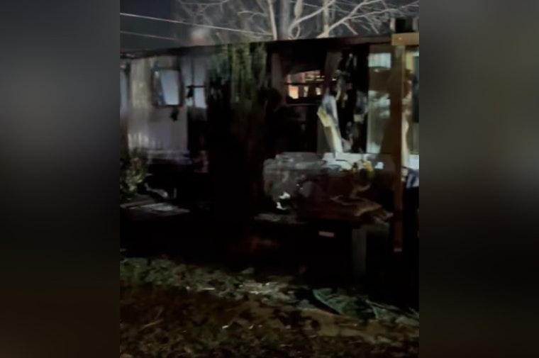 One Dead, Three Injured in Early Morning Mobile Home Fire in West Charlotte