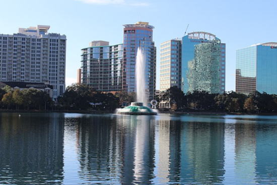 Orlando Weather Rollercoaster: Cool Start to Workweek with Midweek Warmup and Boating Warnings Issued