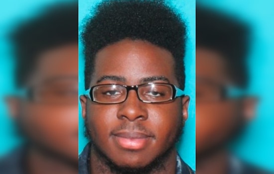 Philadelphia Police Seek Assistance in Locating Missing 20-Year-Old Syimeer Jenkins