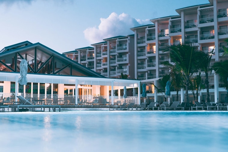 Phoenix Hotel Sector Sees Dip Amidst U.S. Industry Growth, New CoStar Data Reveals