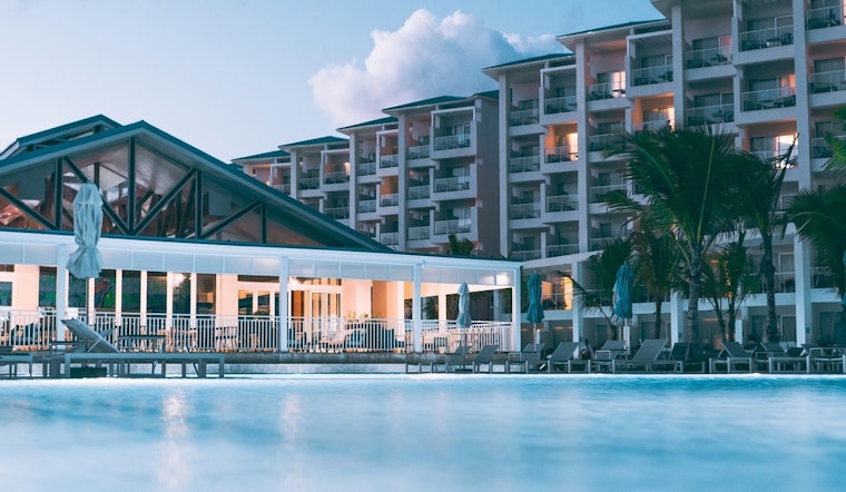 Phoenix Hotel Sector Sees Dip Amidst U.S. Industry Growth, New CoStar Data Reveals