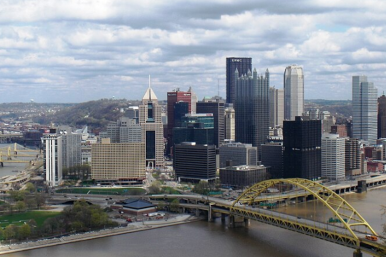 Pittsburgh Braces for Rain and Potential Snow Mix, Warming Trend Precedes Midweek Soaking