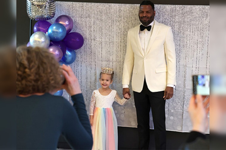 Plymouth to Host 'Pint-Sized Prom' for Families at Community Center on April 4