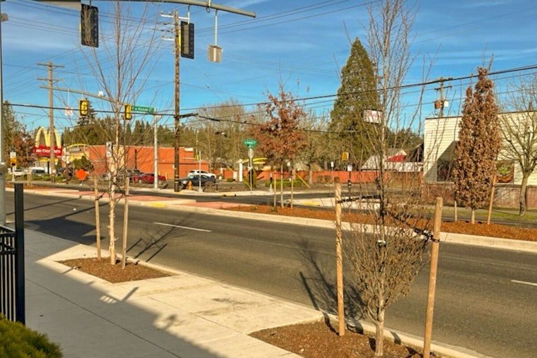 Portland Motorists Alert: Construction on 82nd Avenue to Cause Lane Closures and Detours Through February
