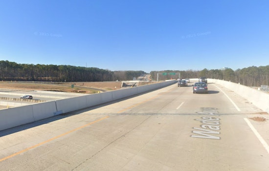 Raleigh Commuters Face Delays as Tractor-Trailer Overturns on I-440 Near Wade Avenue