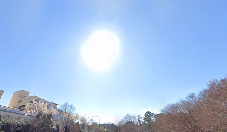 Raleigh's Weather Rollercoaster From Sunny Skies to Showers Residents Brace for Unpredictable Week Ahead