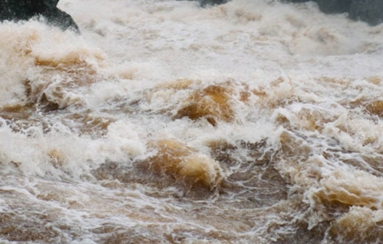 Sacramento Fire Department Rescues Seven from Rising Floodwaters Near Steelhead and Arcade Creeks