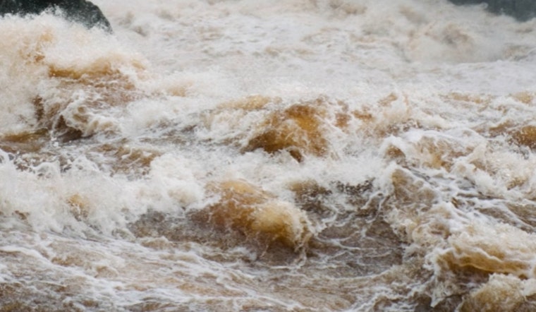 Sacramento Fire Department Rescues Seven from Rising Floodwaters Near Steelhead and Arcade Creeks