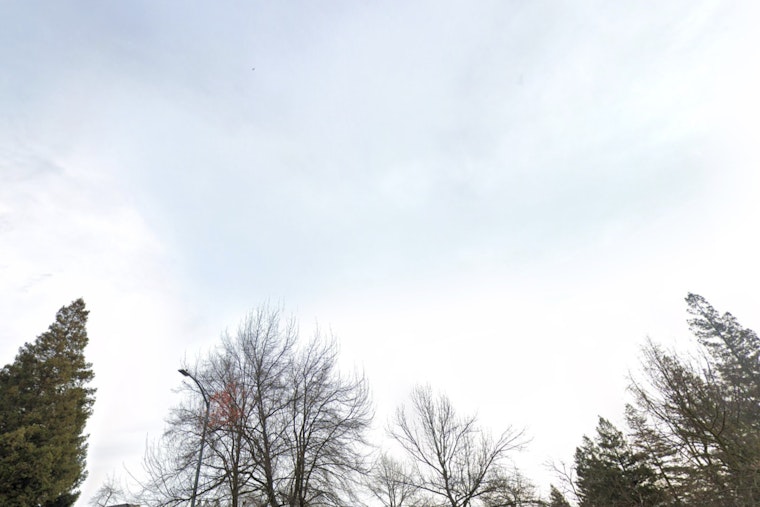 Sacramento Prepares for Weekend Weather Shift with Rain, Snow, and Possible Thunderstorms