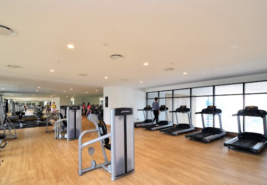 Santa Monica Welcomes Futuristic AI-Powered Gym, Fred Fitness Opens Near the Iconic Pier