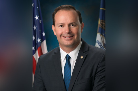 Sen. Lee and Rep. Comer Push for Swift Congressional Action on Trump’s Reorganization Plans with New Bill