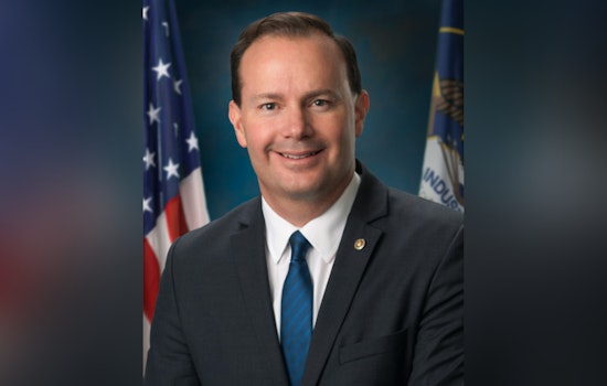 Sen. Lee and Rep. Comer Push for Swift Congressional Action on Trump’s Reorganization Plans with New Bill