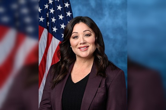 Senator Ron Wyden Stands Against Lori Chavez-DeRemer's Nomination for Labor Secretary Amid Policy Reversals
