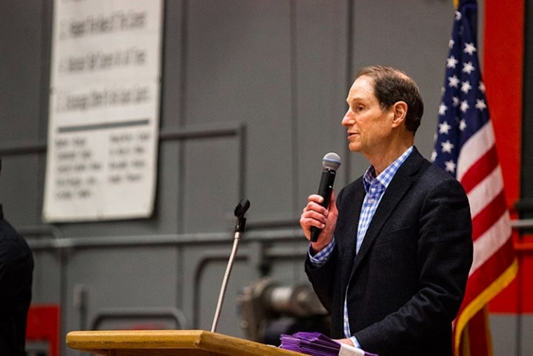 Senator Wyden Fires Up Legislation to Raise Assault Weapon Purchase Age to 21 Amidst Gun Violence Epidemic