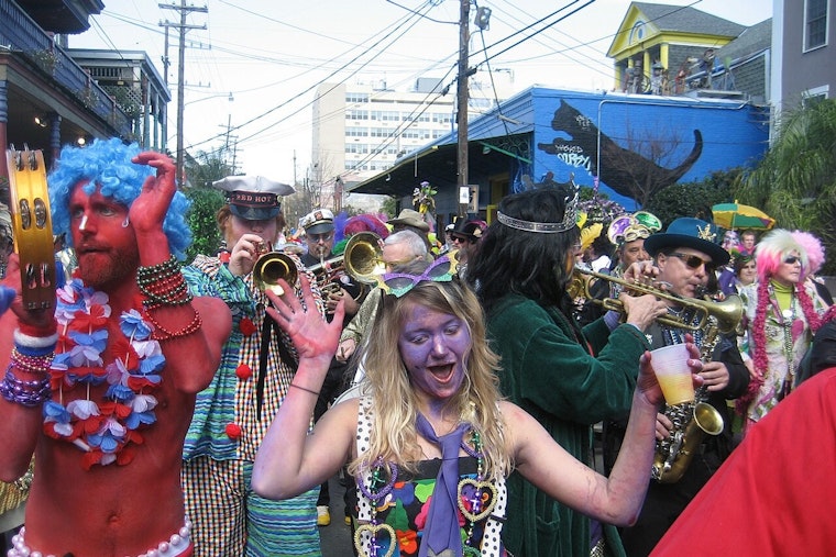 mardi gras 2025 st louis pictures