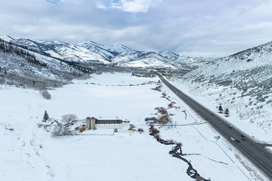 Spring Whims in Salt Lake City: Clouds and 60s Ahead, with Rain and Snow on the Horizon