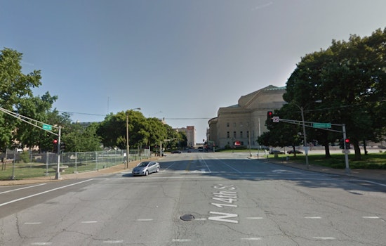 St. Louis Offers Emergency Heating Bus Station for Homeless Amidst Cold Weather Crisis