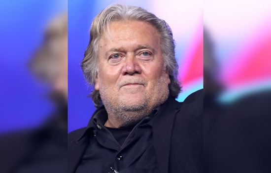 Steve Bannon in Plea Deal Discussions Over Alleged 'We Build the Wall' Fraud in Manhattan