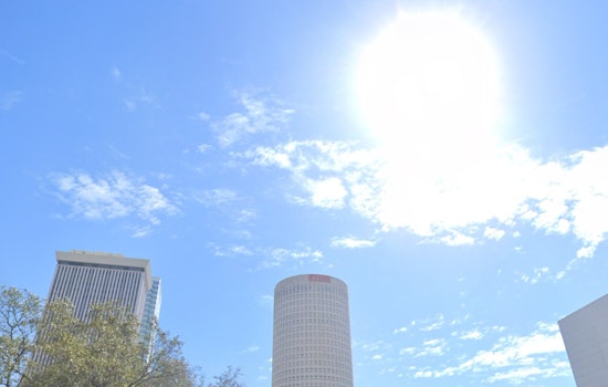 Sunny Skies and Mild Evenings Ahead for Tampa, Minor Fog and Showers Barely Dampen Spirits
