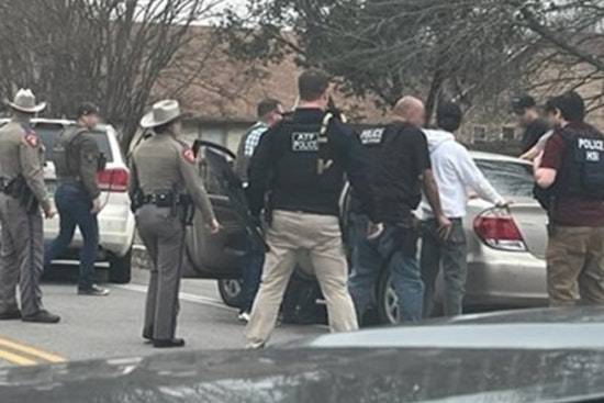 Suspected Venezuelan Gang Member Arrested by ICE in Austin on Firearms Smuggling Conviction