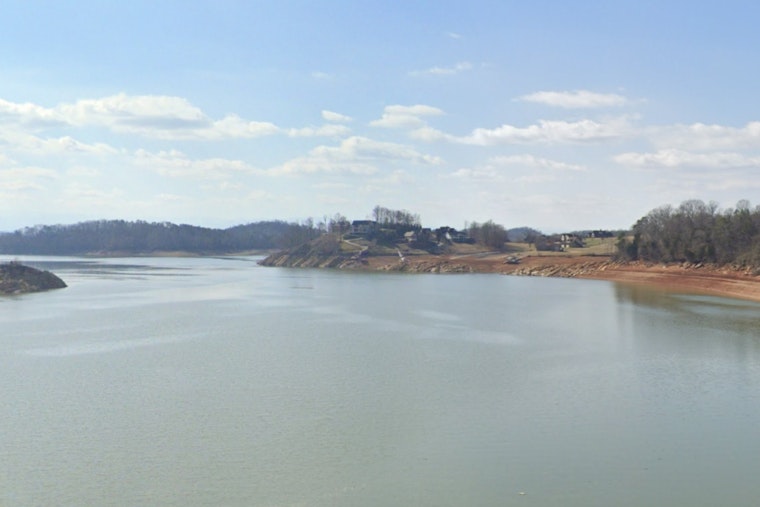 Tennessee Valley Authority Ramps Up Debris Removal Efforts in Douglas Lake Post-Hurricane Helene