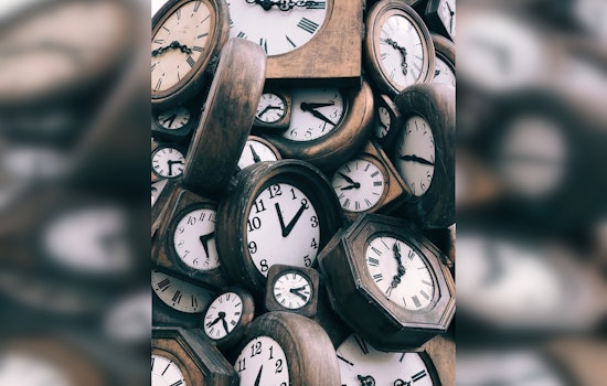 Texas Lawmakers Consider Ending Daylight Saving Time Amid Public Debate and Health Concerns