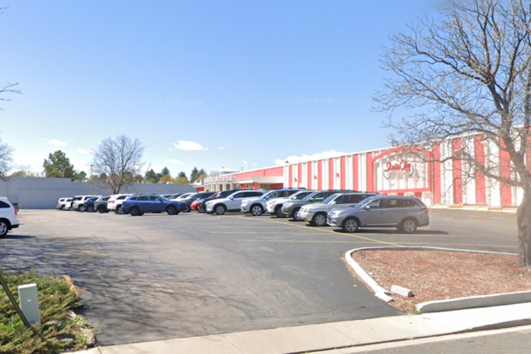 Two Teenagers Injured in Shooting Outside Aurora Roller Skating Rink, Suspects at Large