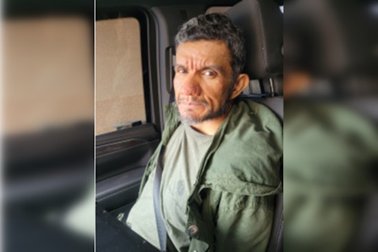 Wanted Man Charged with Human Smuggling After Traffic Stop Near Laredo, Texas
