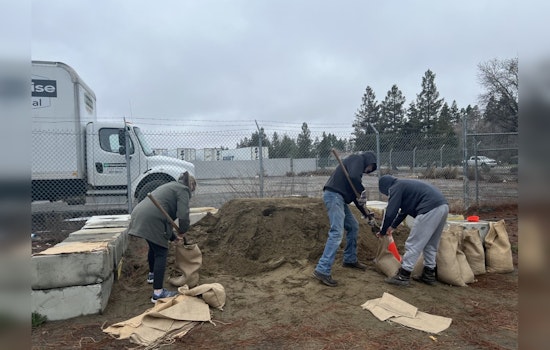 West Sacramento Gears Up for Impending Storms with Sandbags and Vigilant Monitoring