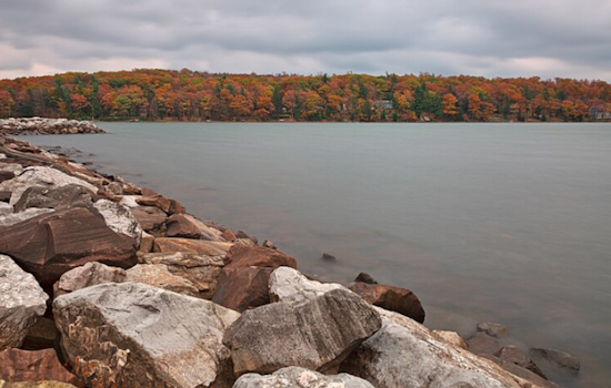 Westmoreland County Man Perishes as Vehicle Plunges Through Ice at Deep Creek Lake