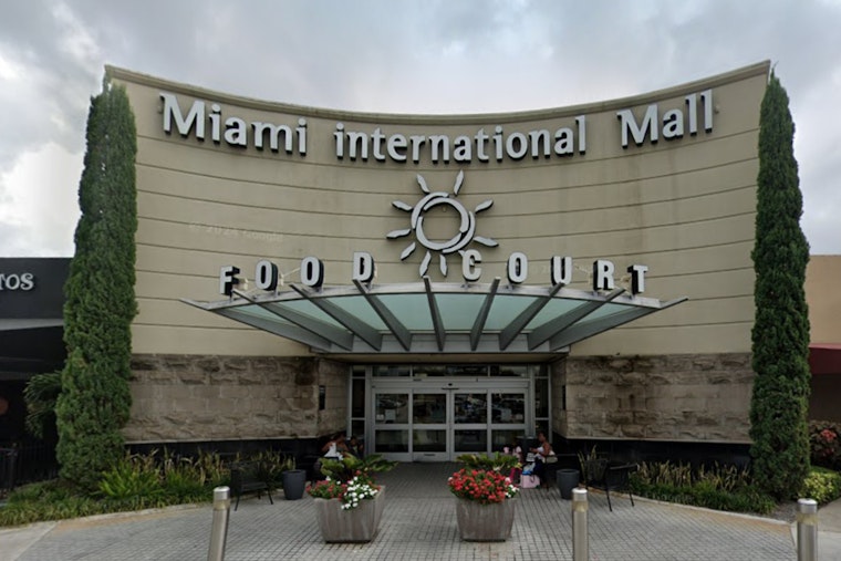 Woman Seriously Injured, Ex-Boyfriend Dead in Apparent Domestic Incident at Miami International Mall