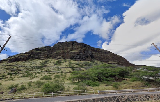 Young Hiker Rescued by Honolulu Fire Department on Pu'u o Hulu Trail in Mā'ili