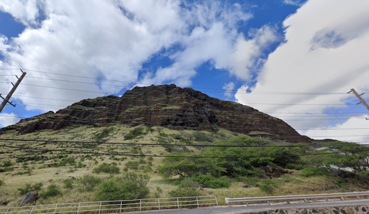 Young Hiker Rescued by Honolulu Fire Department on Pu'u o Hulu Trail in Mā'ili