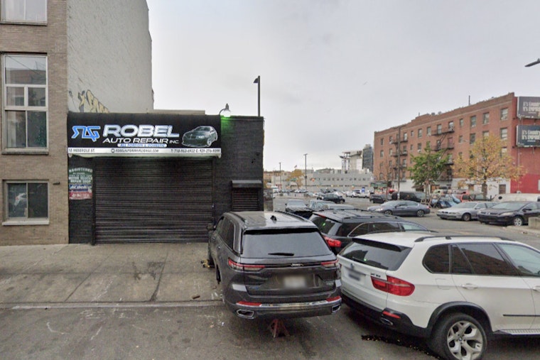 21-Year-Old Man Fatally Shot in Broad Daylight at Williamsburg Auto Shop