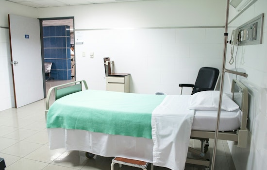 Arizona's Proposed Bill to Require Citizenship Status at Hospitals Sparks Debate in Healthcare and Immigrant Communities