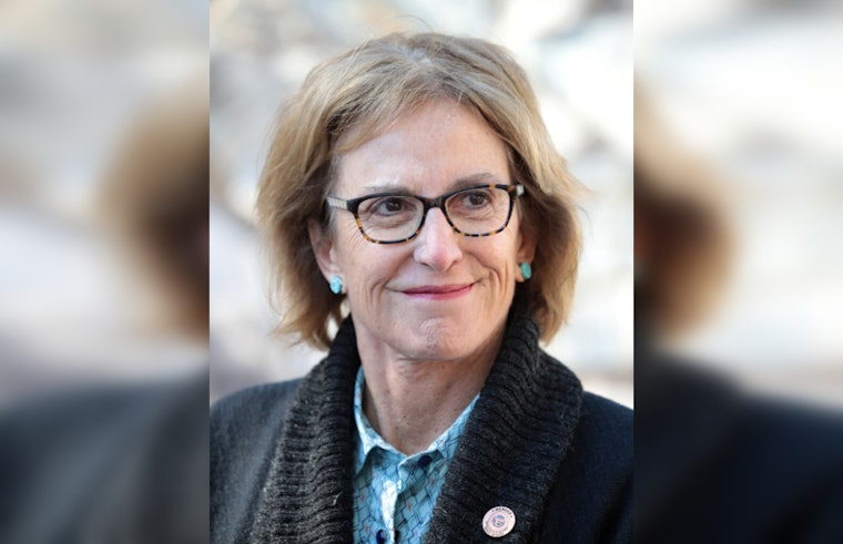Arizona's 'Stolen Valor' Bill Stalls Amid Republican Infighting, Frustrating Veterans