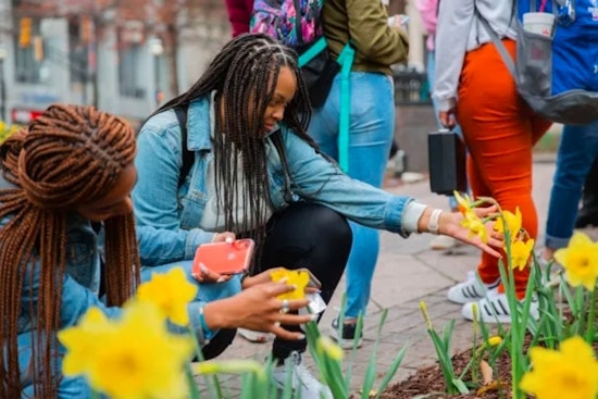 Atlanta Marks Planting of One-Millionth Daffodil in Global Holocaust Memorial Initiative
