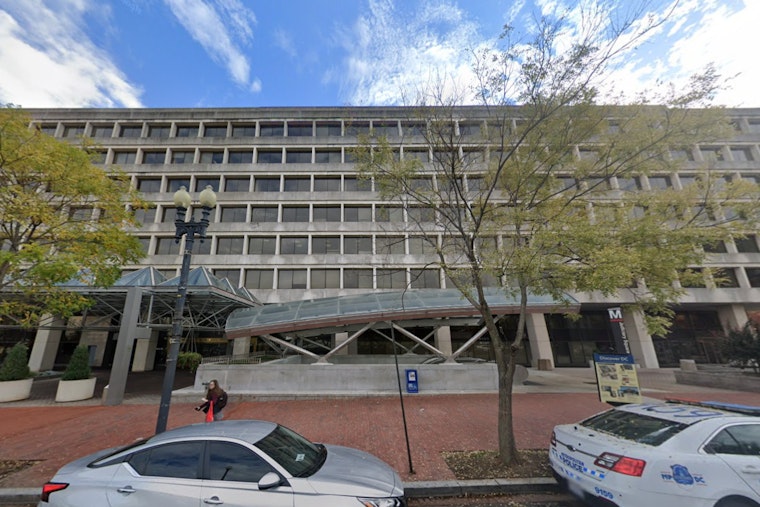 Attempted Armed Robbery Foiled by Metropolitan Police in Southwest D.C., Suspect in Custody