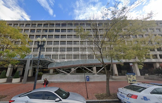 Attempted Armed Robbery Foiled by Metropolitan Police in Southwest D.C., Suspect in Custody