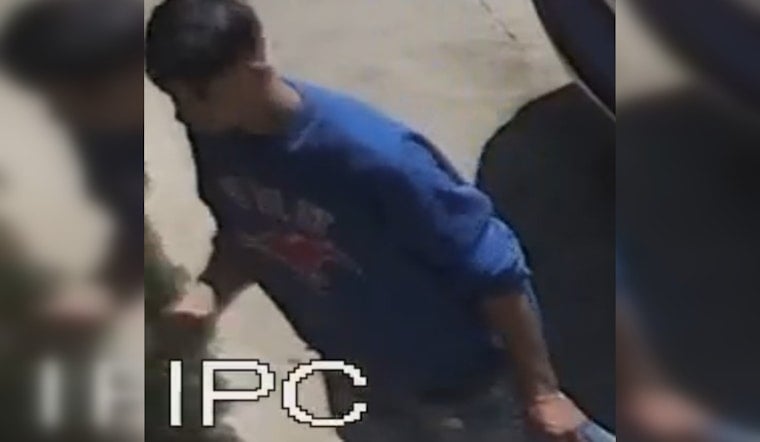 Austin Police Appeal for Public Assistance to Identify Suspect in Armed Robbery at La Finca Supermercado on North Lamar