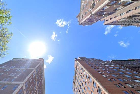 Blustery End to the Week with Sunny Days Ahead for Manhattan Residents