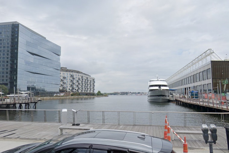 Boston Grapples with Fog and Gusts, Showers and Thunderstorm Expected Later
