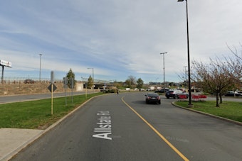 Boston Man Charged with Multiple Firearm Offenses After Threatening Mall Security at South Bay Mall
