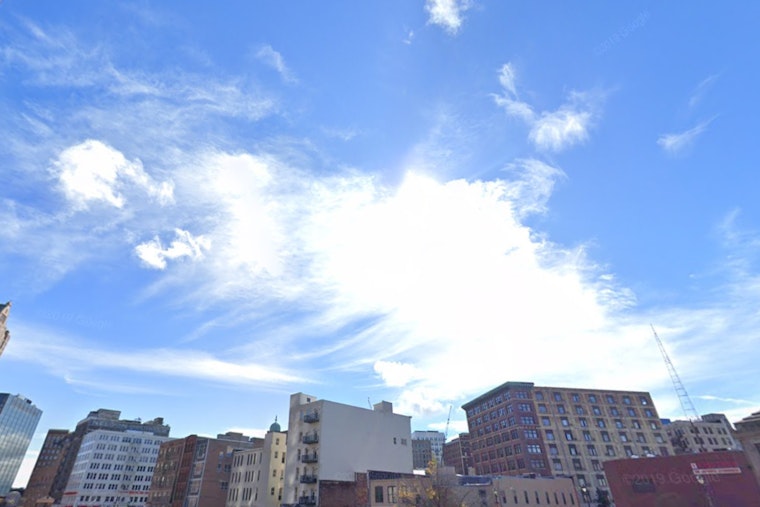 Brisk and Changeable, Milwaukee Weather Teases with Sun, Rain, and Snow in Week's Forecast