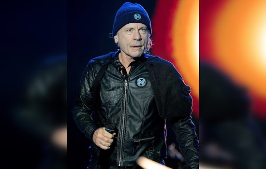 Bruce Dickinson Sets Out on First Solo North American Tour in 30 Years with Phoenix Performance