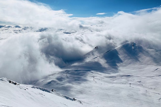 Bystanders and Rescue Teams Save Skier from Avalanche in New Hampshire's White Mountains