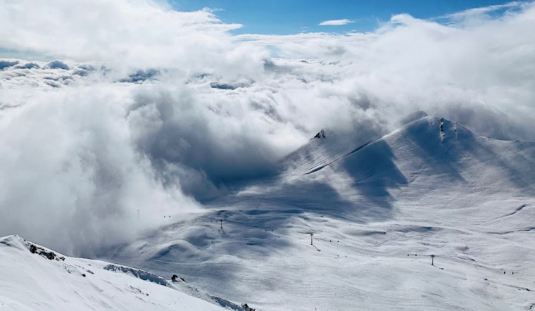 Bystanders and Rescue Teams Save Skier from Avalanche in New Hampshire's White Mountains