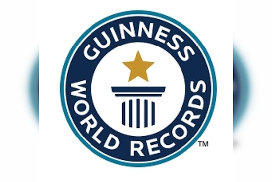 California Doctors Drive Vintage Ambulance from Hollywood to Florida, Setting New Guinness World Record
