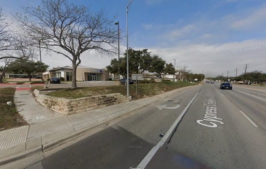 Cedar Park Chase Bank Robbery Prompts Evacuation, Police Investigation Underway